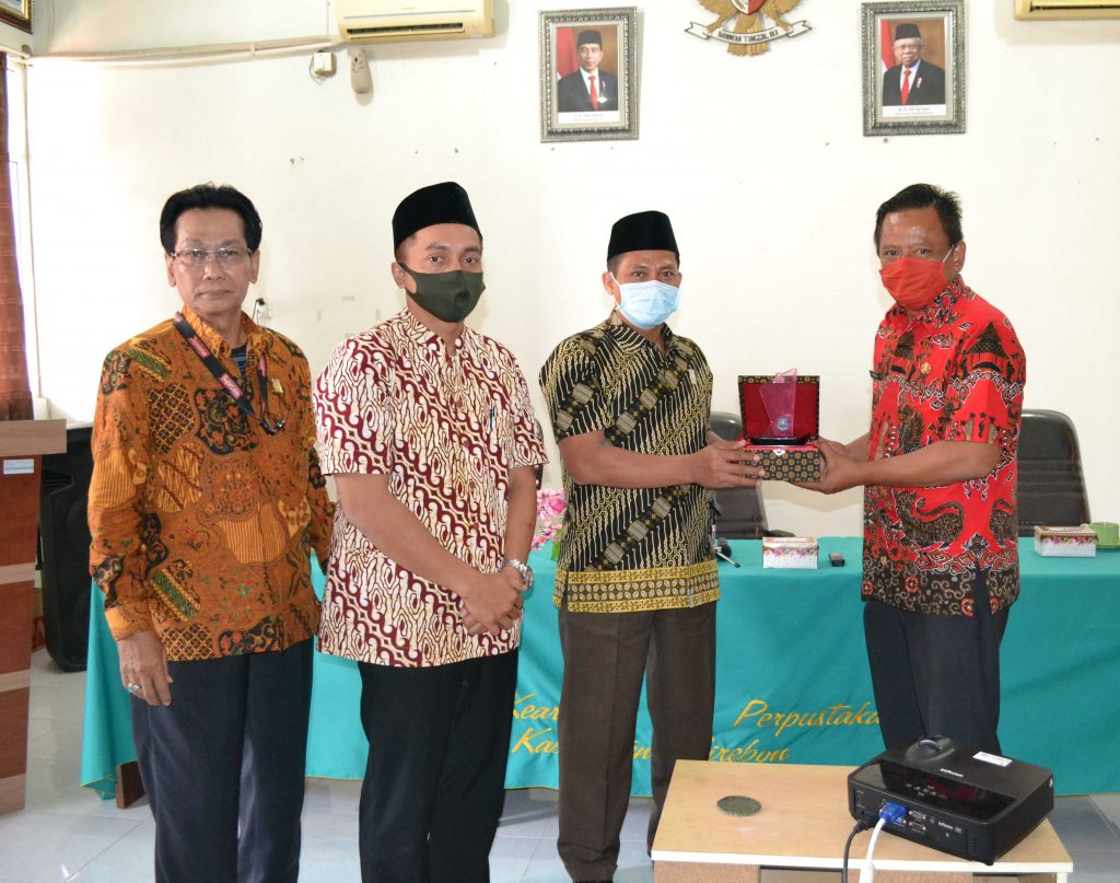 Dinas Kearsipan dan Perpustakaan Kabupaten Cirebon Terima Kunjungan Kerja Pansus IV DPRD Kota Tegal