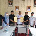 Penandatanganan Kerjasama (MUO) antara Dinas Kearsipan dan Perpustakaan Kab. Cirebon dengan  KPU Kab. Cirebon